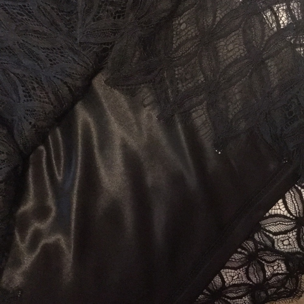 Skirt - Picture 3 of 3